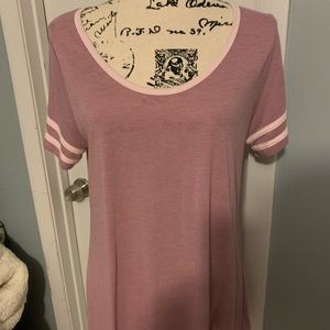 LuLaRoe Classic Tee Medium Solid Purple/Pink